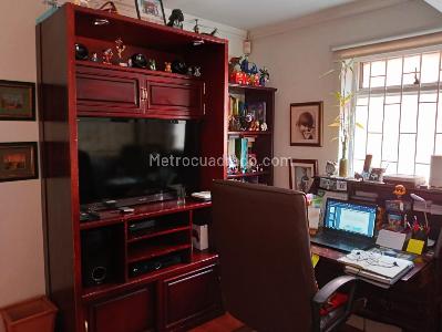 Casa de 3 alcobas en venta en Niza, Bogotá, 365 m² · foto 5 de 20