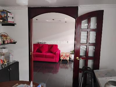 Apartamento en venta en Villas De Granada, Bogotá · foto 8 de 19