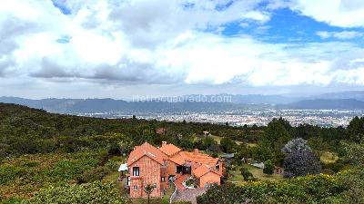 Casa de 5 alcobas en venta en Parcelación Pan De Azúcar – Vereda Yerbabuena Chia Con Mayordomo, Chía, 500 m² · foto 3 de 20