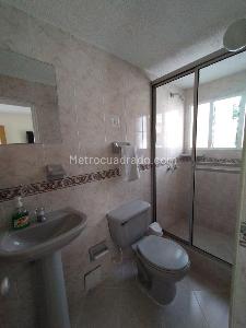 Casa de 5 alcobas en venta en Andes Norte, Bogotá, 300 m² · foto 9 de 20