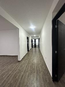 Apartamento de 5 alcobas en venta en La Salle, Bogotá, 192 m² · foto 4 de 15