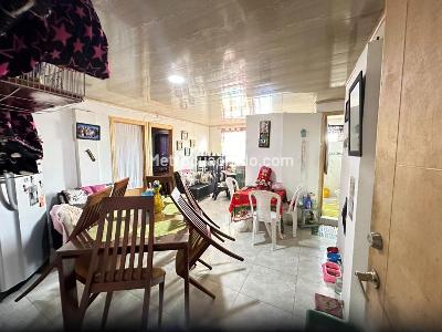 Casa de 5 alcobas en venta en Ciudad Galan, Bogotá, 319 m² · foto 17 de 20