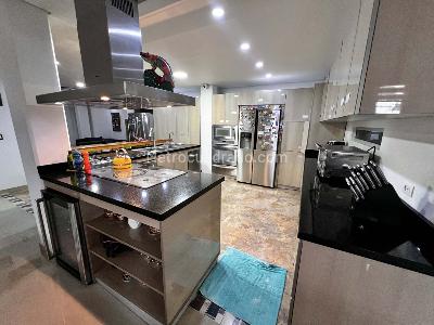 Casa de 5 alcobas en venta en Quirinal, Bogotá, 690 m² · foto 7 de 13