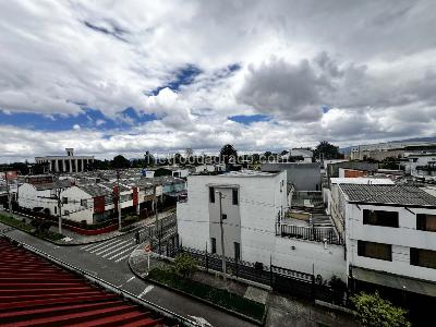 Casa de 5 alcobas en venta en Quirinal, Bogotá, 690 m² · foto 9 de 13