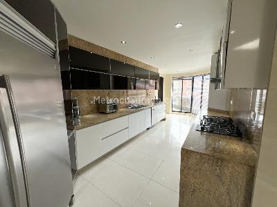 Apartamento en venta en Chico Navarra, Bogotá · foto 11 de 14