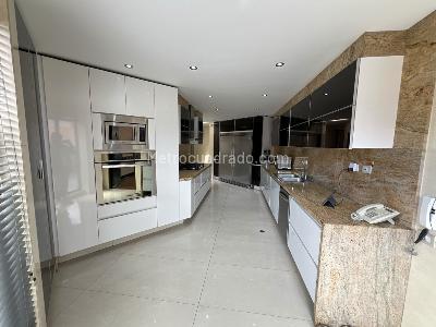 Apartamento en venta en Chico Navarra, Bogotá · foto 12 de 14