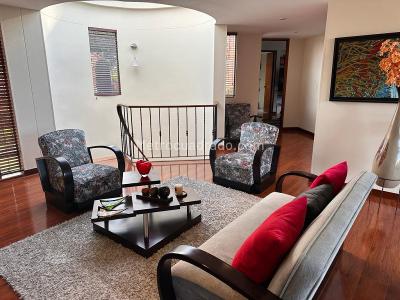Casa de 4 alcobas en venta en Club Campestre Guaymaral, Bogotá, 1377 m² · foto 12 de 14