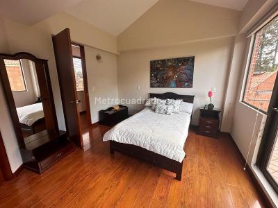 Casa de 4 alcobas en venta en Club Campestre Guaymaral, Bogotá, 1377 m² · foto 8 de 14