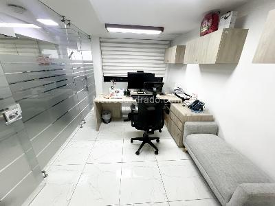 Casa de 5 alcobas en venta en Santa Barbara Oriental, Bogotá, 446 m² · foto 12 de 15