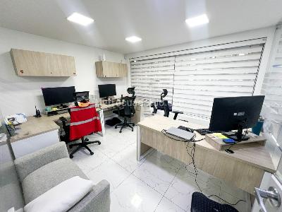 Casa de 5 alcobas en venta en Santa Barbara Oriental, Bogotá, 446 m² · foto 6 de 15