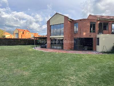 Casa en Arriendo, Club Campestre Guaymaral, Bogotá D.C.
