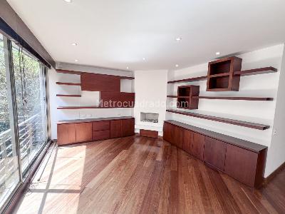 Apartamento en venta en El Refugio, Bogotá · foto 3 de 15