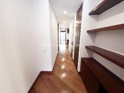 Apartamento en venta en El Refugio, Bogotá · foto 4 de 15