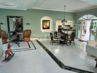 Casa de 4 alcobas en arriendo en El Peñon, Girardot, 500 m² · foto 10 de 20
