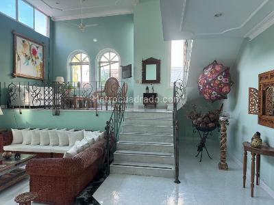 Casa de 4 alcobas en arriendo en El Peñon, Girardot, 500 m² · foto 3 de 20