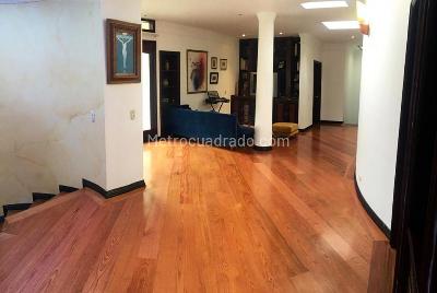 Casa de 4 alcobas en venta en Santa Ana Occidental, Bogotá, 620 m² · foto 12 de 14