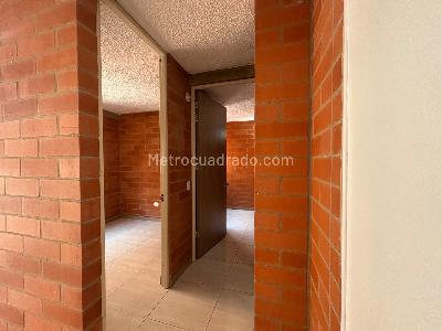 Apartamento de 2 alcobas en venta en Nariño Sur, Bogotá, 38 m² · foto 9 de 17