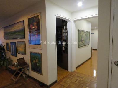 Apartamento en venta en Los Rosales, Bogotá · foto 19 de 20