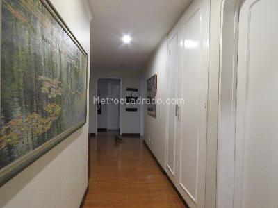 Apartamento en venta en Los Rosales, Bogotá · foto 8 de 20