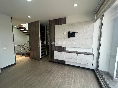 Casa de 3 alcobas en venta en La Camelia, Bogotá, 278 m² · foto 13 de 20