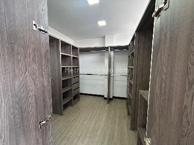 Casa de 3 alcobas en venta en La Camelia, Bogotá, 278 m² · foto 17 de 20