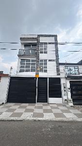 Casa de 3 alcobas en venta en La Camelia, Bogotá, 278 m² · foto 3 de 20