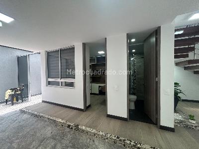 Casa de 3 alcobas en venta en La Camelia, Bogotá, 278 m² · foto 9 de 20