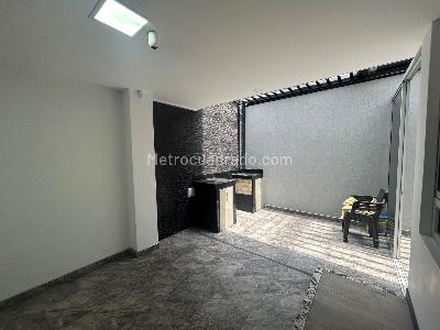 Casa de 3 alcobas en venta en La Camelia, Bogotá, 278 m² · foto 5 de 20