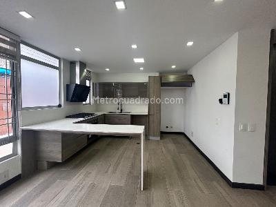 Casa de 3 alcobas en venta en La Camelia, Bogotá, 278 m² · foto 6 de 20