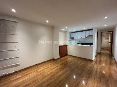 Apartamento en venta en Cedritos, Bogotá · foto 2 de 12
