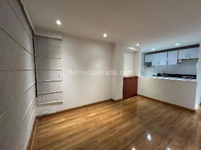 Apartamento en venta en Cedritos, Bogotá · foto 3 de 12
