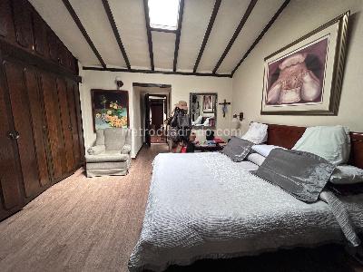 Casa de 3 alcobas en venta en Gratamira, Bogotá, 243 m² · foto 18 de 20