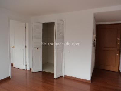 Apartamento de 1 alcoba en arriendo en Chico, Bogotá, 48 m² · foto 8 de 20