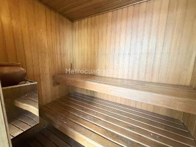 Apartamento de 3 alcobas en venta en Pontevedra, Bogotá, 200 m² · foto 16 de 20