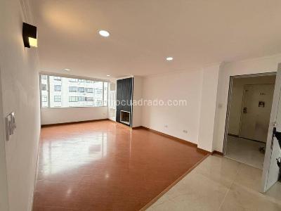 Apartamento en venta en Pontevedra, Bogotá · foto 3 de 15
