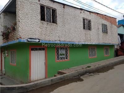 Casa de 4 alcobas en venta en Lucero, Bogotá, 72 m² · foto 2 de 20