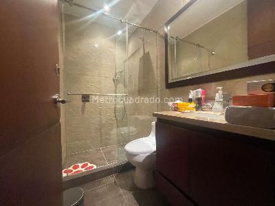 Apartamento en venta en Santa Barbara Occidental, Bogotá · foto 9 de 20