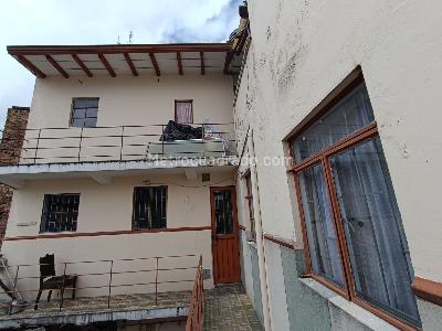 Casa de 5 alcobas en venta en Samper Mendoza, Bogotá, 249 m² · foto 15 de 19