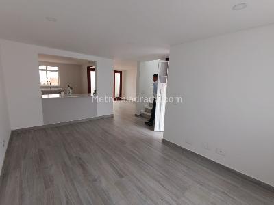 Casa de 3 alcobas en venta en Villa Ines, Bogotá, 143 m² · foto 4 de 18