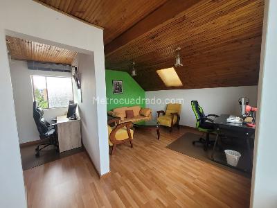 Casa de 5 alcobas en venta en 21 Angeles, Bogotá, 222 m² · foto 14 de 20