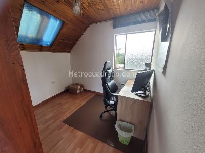 Casa de 5 alcobas en venta en 21 Angeles, Bogotá, 222 m² · foto 16 de 20