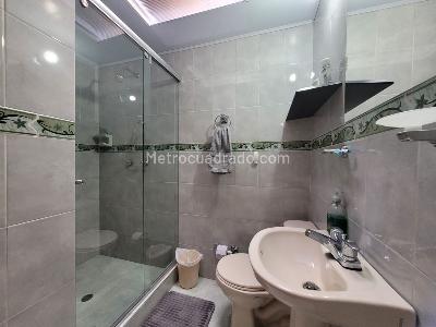 Casa de 5 alcobas en venta en 21 Angeles, Bogotá, 222 m² · foto 6 de 20