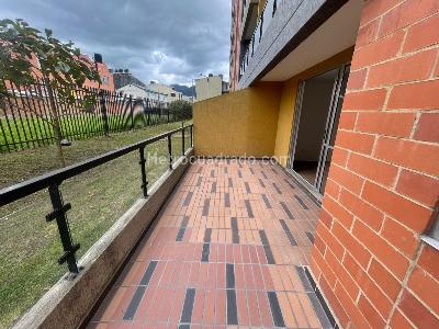 Apartamento de 3 alcobas en venta en Firenze La Toscana, Zipaquirá, 71 m² · foto 8 de 19