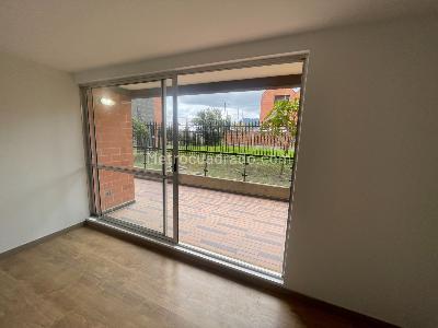 Apartamento de 3 alcobas en venta en Firenze La Toscana, Zipaquirá, 71 m² · foto 4 de 19