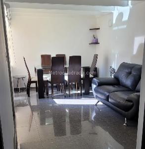 Apartamento de 3 alcobas en venta en Bochica Iii, Bogotá, 47 m² · foto 2 de 15