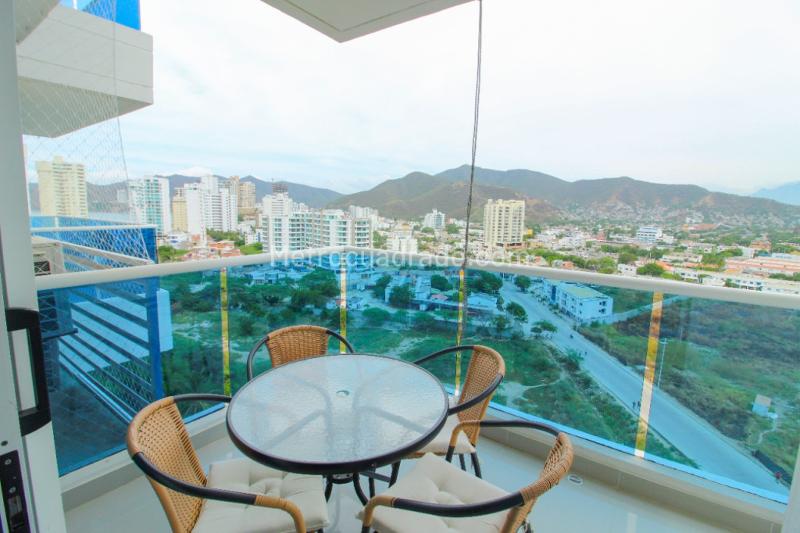 Apartamento en Arriendo, Playa Salguero, Santa Marta - Mehr