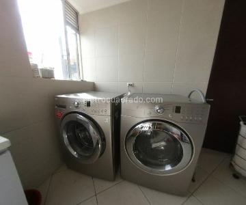 Apartamento de 4 alcobas en venta en Casa Blanca, Bogotá, 358 m² · foto 5 de 13