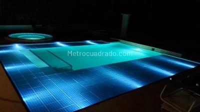 Casa de 5 alcobas en venta en Puerto Peñalisa, Girardot, 300 m² · foto 10 de 16