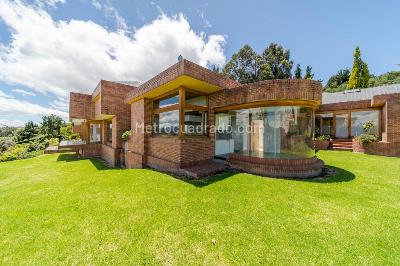 Casa de 4 alcobas en venta en Chia, Chía, 1100 m² · foto 2 de 20