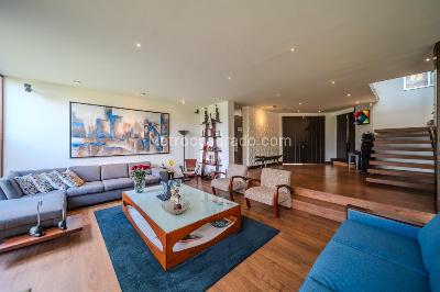 Casa de 3 alcobas en venta en Cerros De Suba (Localidad De Suba), Bogotá, 300 m² · foto 3 de 20